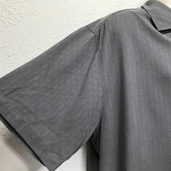 Tommy Bahama Shirt Mens XL Gray Silk Embroidered Original Fit Short Sleeve - Picture 6 of 10